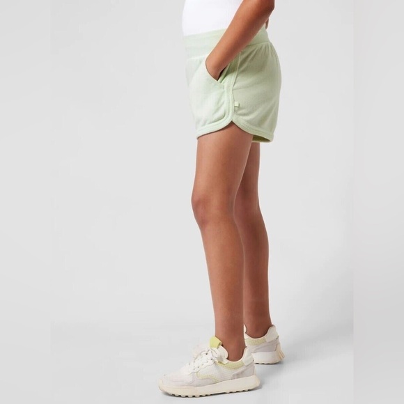 Athleta Girl Surf and Sand short yxxl 16 nwot - Picture 1 of 4